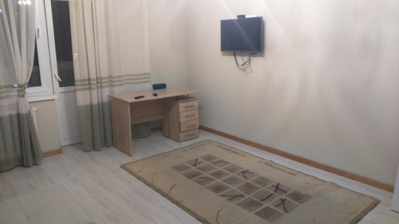 Romana Street Apartment *